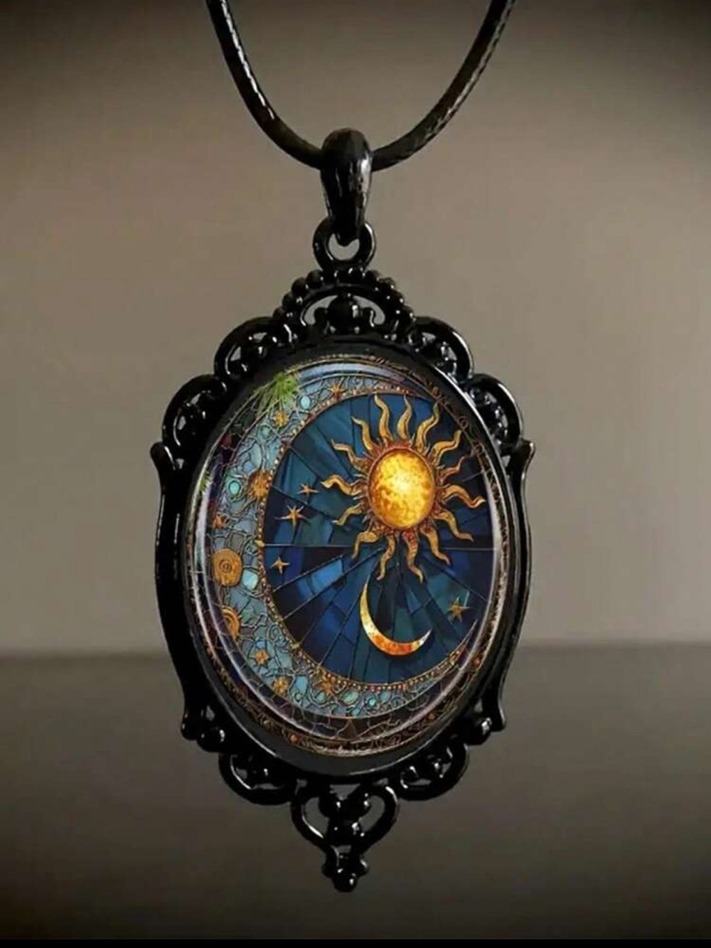 Celestial Sun & Moon Pendant Necklace NEW 🏷️